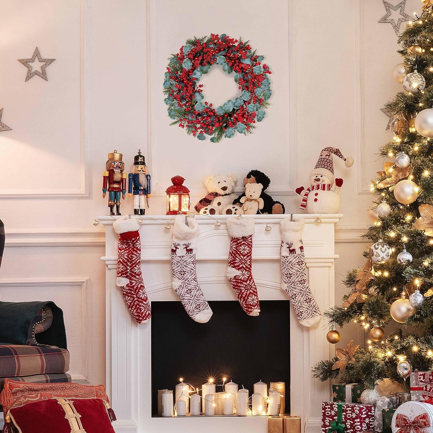 22 inch Christmas Wreath Red Berries Eucalyptus Leaves